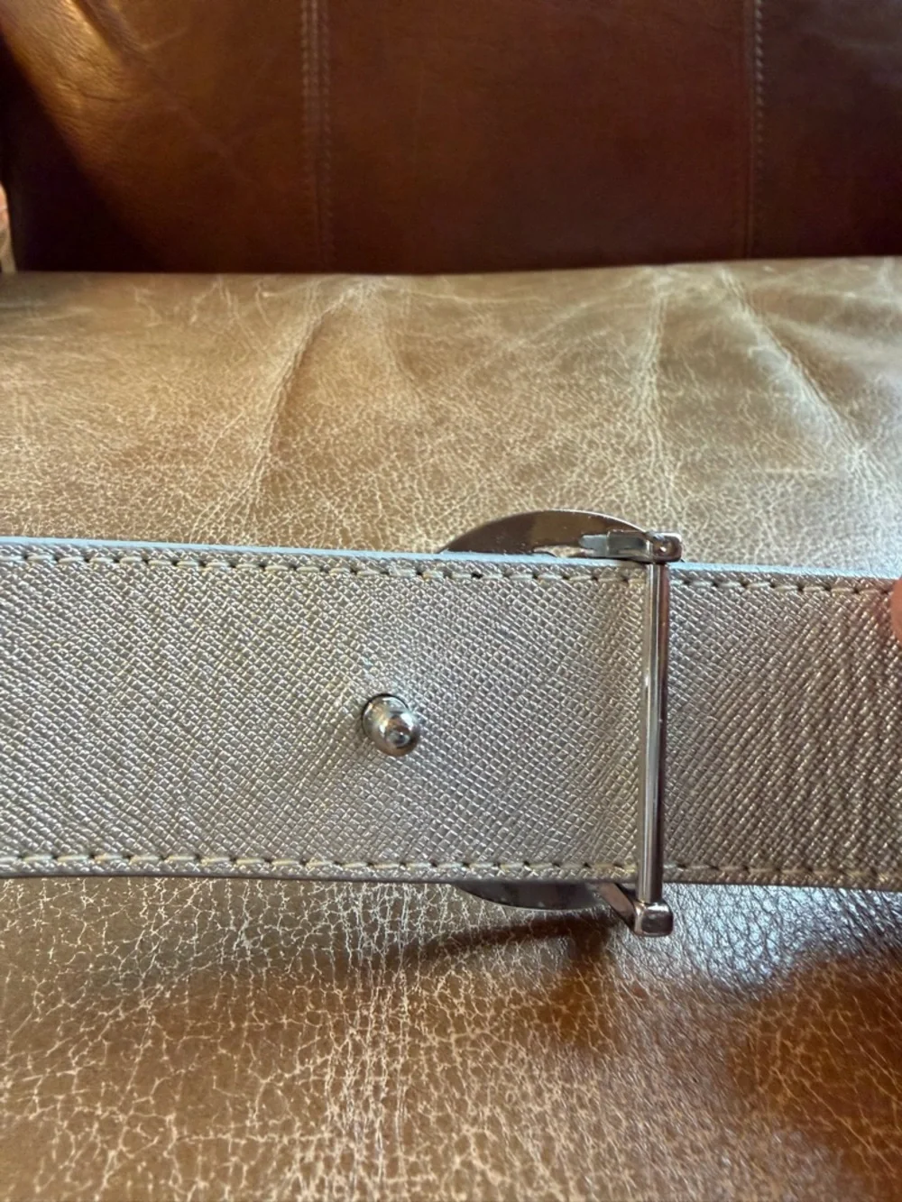 Tory Burch reversible Beige Leather Belt Gold Buckle, gold on the reverse side - Picture 4 of 5